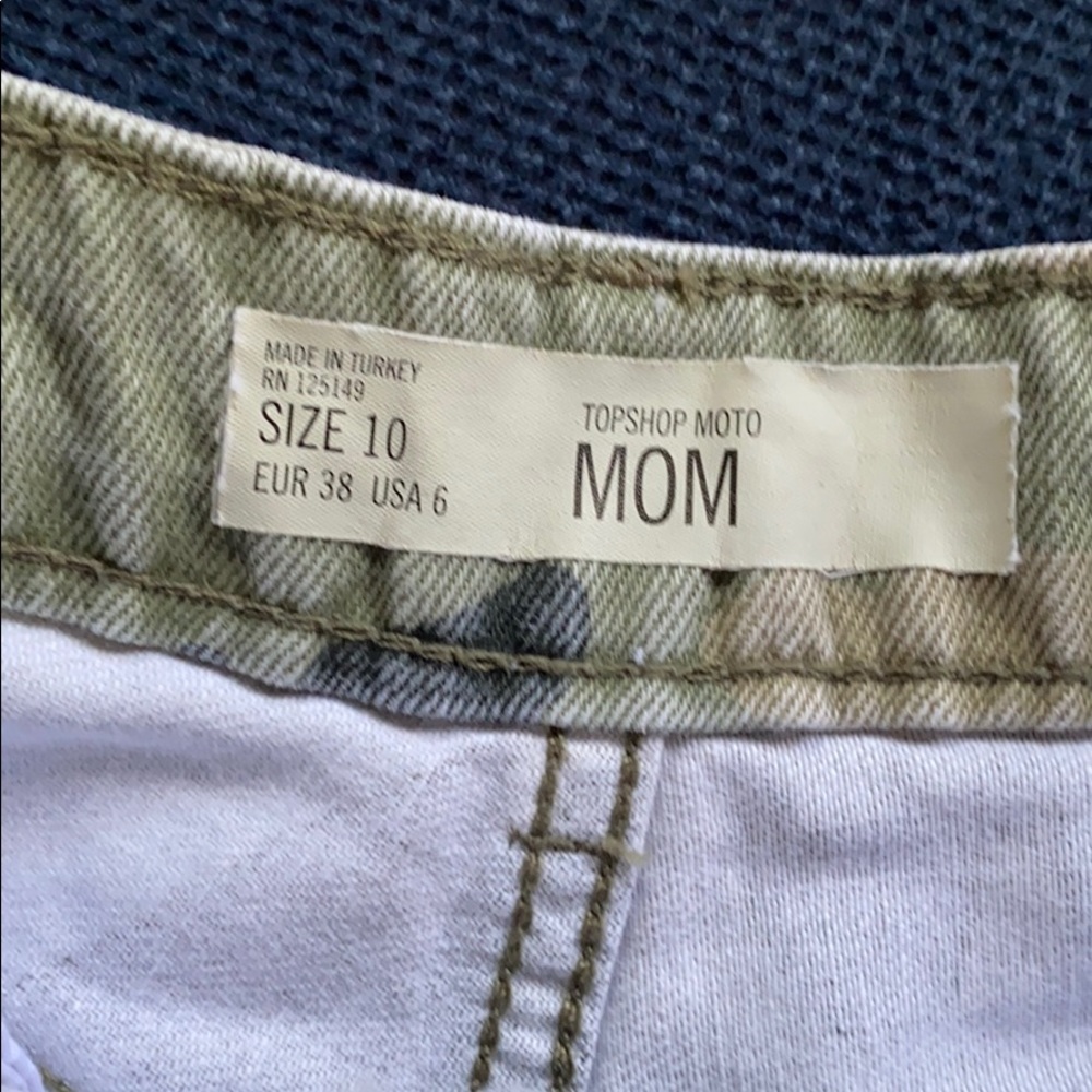 Topshop Camo “ MOM “ Cutoff Shorts - Picture 3 of 7